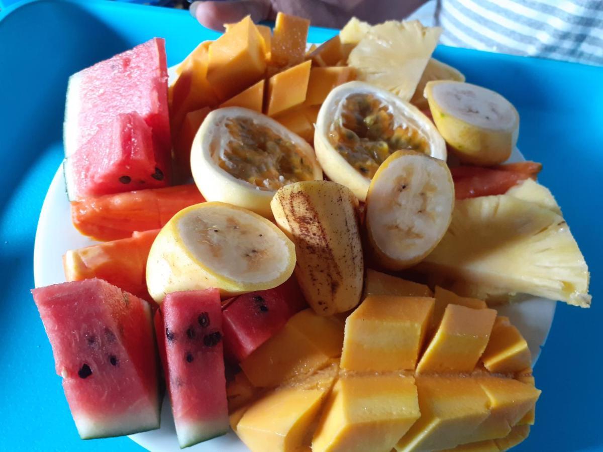 Turtle Reef Guest Bed & Breakfast Mirissa Bagian luar foto
